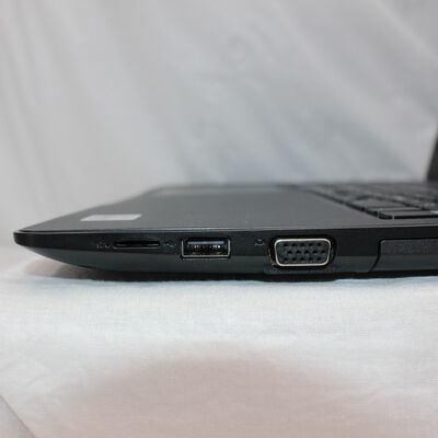 【通販センター】中古  DELL Vostro 3590(Intel Core i5 10210U 1.60GHz/16GB DDR4/SSD256GB/-/オンボード/15.6/1920x1080/GbE/Wi-Fi/WEBCAM/W11P/VBT) 197850 