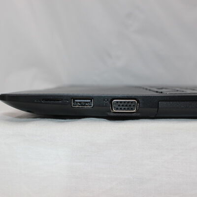 【通販センター】中古  DELL Vostro 3590(Intel Core i5 10210U 1.60GHz/16GB DDR4/SSD256GB/-/オンボード/15.6/1920x1080/GbE/Wi-Fi/WEBCAM/W11P/VBT) 197876 