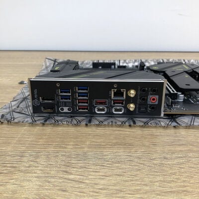 【津ラッツ店】中古  MSI MAG Z790 TOMAHAWK MAX WIFI (Z790 1700 ATX DDR5) 175318