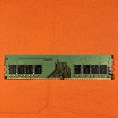 【なんば店】中古  PC4-25600 8GB デスクトップ用_ 184899 