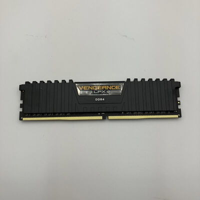 【なんば店】中古  PC4-25600 8GB デスクトップ用(DDR4-3200) 140727 