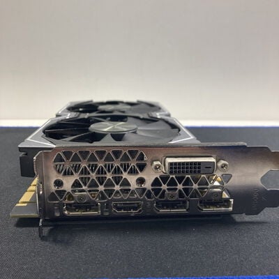 【大宮店】中古  ZOTAC ZT-P10700K-10M(8GB PCI-E) 1250006744 