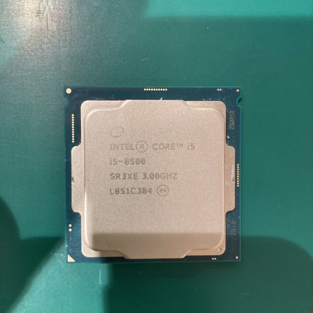 中古 INTEL Core i5-8500 (1151/3.00GHz/9M/C6/T6) 136991 （398026