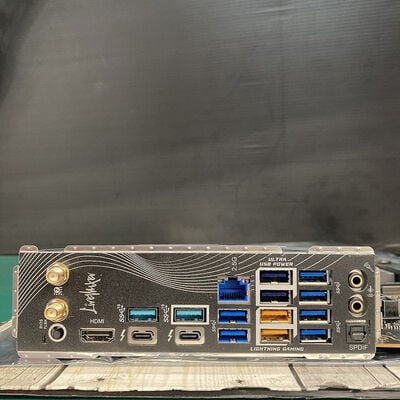 【広島店】中古  ASRock Z890 LiveMixer WiFi (Z890 1851 ATX DDR5) 172167 