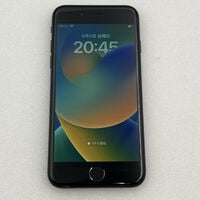 中古  【SIMロック解除済み】【au】Apple iPhoneSE 4.7インチ (第2世代/2020) 64GB (ブラック) MHGP3J/A 新パッケージ版 155749 