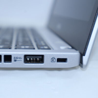 【通販センター】中古  【ジャンク品/保証無/返品質問不可】NEC PC-VKM17BZG4 (Intel Core i5 8350U 1.70GHz/8GB/SSD256GB/なし/オンボード/12.5/1366x768/Wi-Fi/WEBCAM/OSなし) 184422 