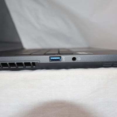 【通販センター】中古  THIRDWAVE GALLERIA UL7C-R36(Intel Core i7 11800H/16GB DDR4 (PC4)/SSD500GB/なし/NVIDIA GeForce RTX 3060 6GB Laptop GPU/15.6/1920x1080/Wi-Fi/W11H64 MAR) 201377 