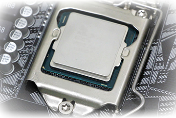 高性能インテルCore i5 CPU搭載